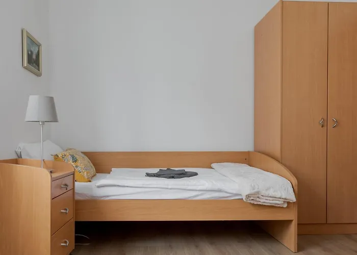 Lisinski Apartment With Private Parking